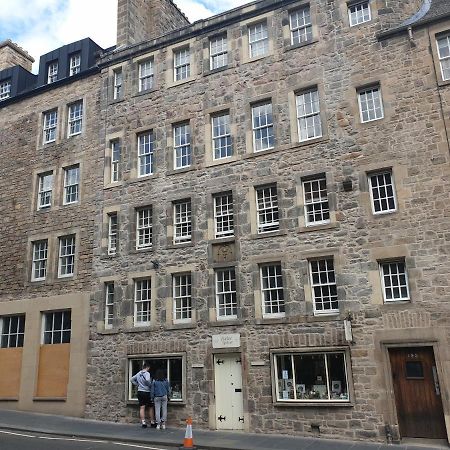 Апартаменти Canongate - Spacious And Historic 2 Bed Flat On Royal Mile Единбург Екстер'єр фото