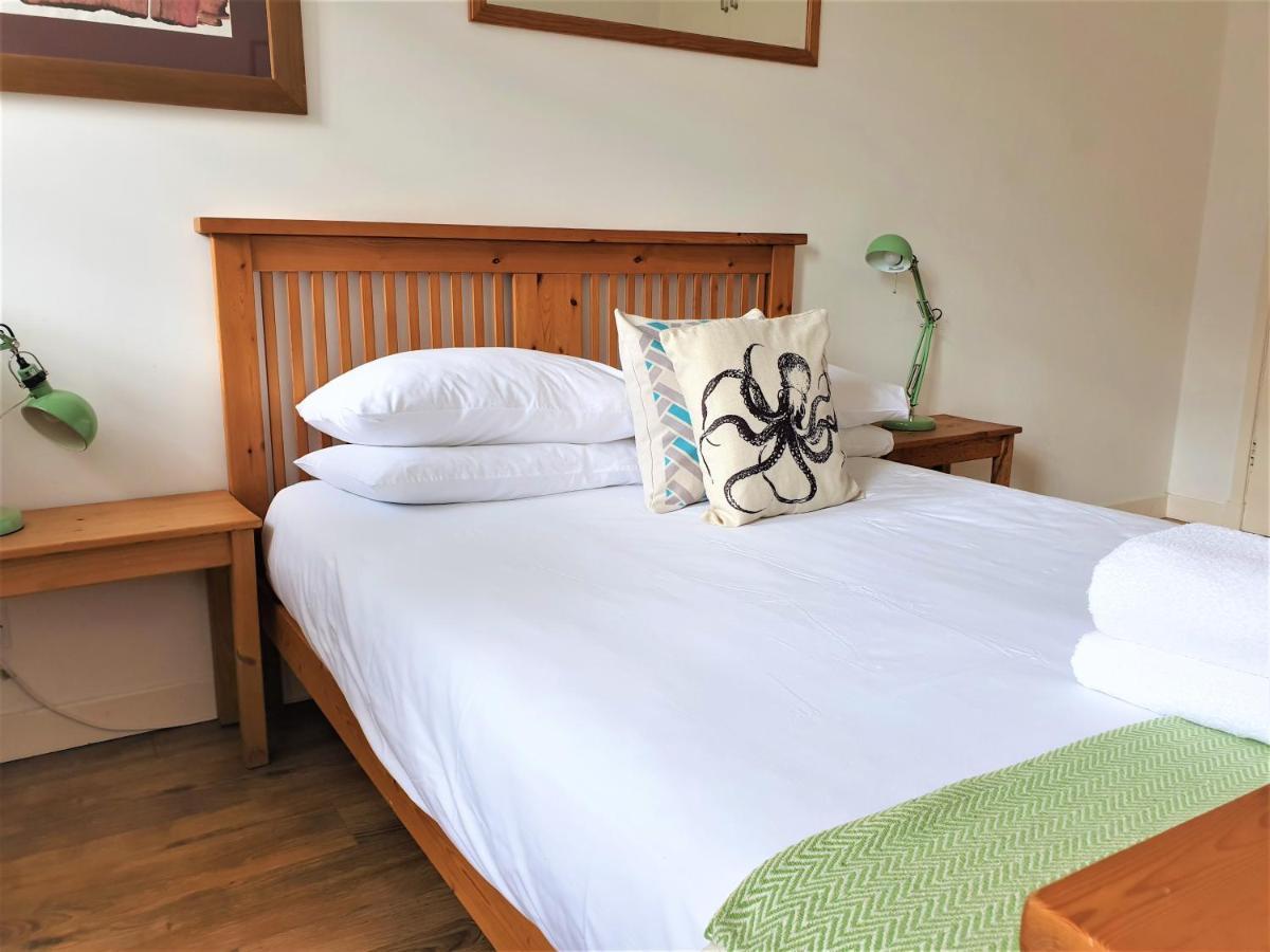 Апартаменти Canongate - Spacious And Historic 2 Bed Flat On Royal Mile Единбург Екстер'єр фото